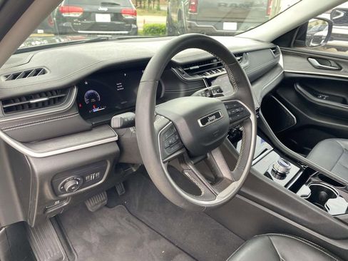 Used 2023 Jeep Grand Cherokee L Limited w/ Black Appearance Package RWD image 52