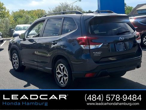 Used 2021 Subaru Forester Premium w/ Popular Package #1 AWD/4WD image 4