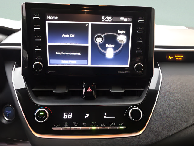 Used 2021 Toyota Corolla LE FWD image 19