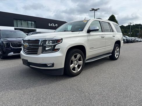 Used 2015 Chevrolet Tahoe LTZ AWD/4WD image 2