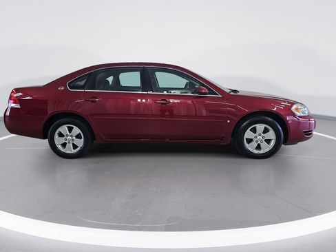 Used 2008 Chevrolet Impala LT FWD image 2
