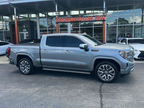 Used 2023 GMC Sierra 1500 Denali w/ Denali Reserve Package AWD/4WD image 1