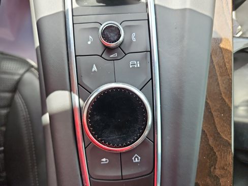 Used 2024 Cadillac Escalade Sport Platinum w/ LPO, ONYX Package AWD/4WD image 13