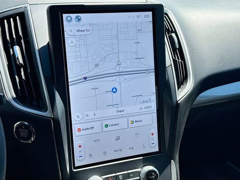 Used 2022 Ford Edge ST-Line image 13