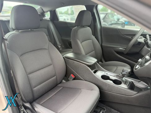 Used 2023 Chevrolet Malibu LT w/ Driver Confidence Package FWD image 21