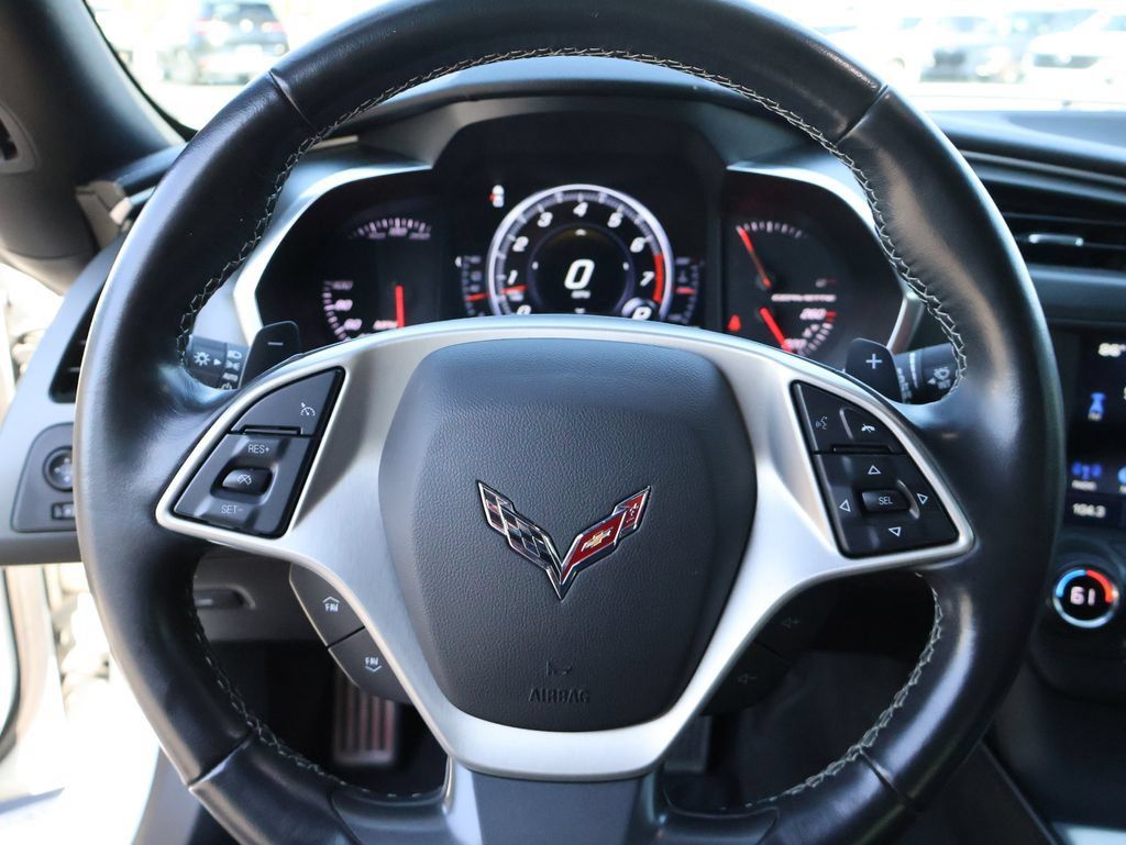 Used 2019 Chevrolet Corvette Stingray Coupe w/ 1LT RWD image 25