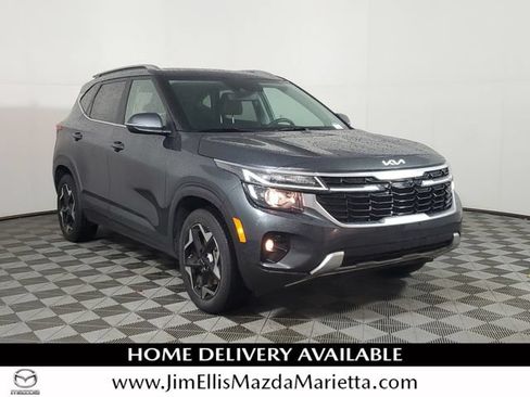 Used 2024 Kia Seltos EX AWD/4WD image 1
