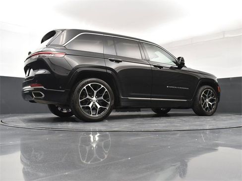 Used 2022 Jeep Grand Cherokee Summit image 24
