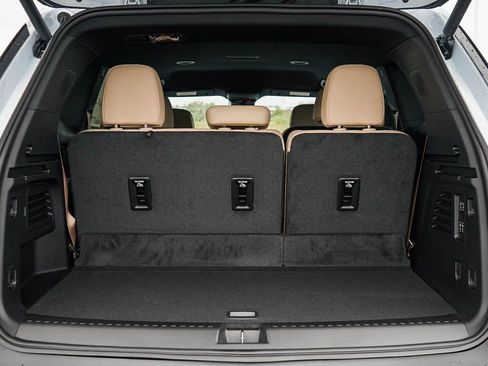 New 2026 Buick Enclave Preferred w/ Power Package image 8