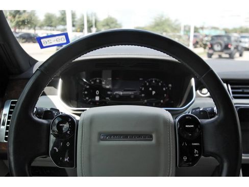 Used 2020 Land Rover Range Rover HSE AWD/4WD image 9