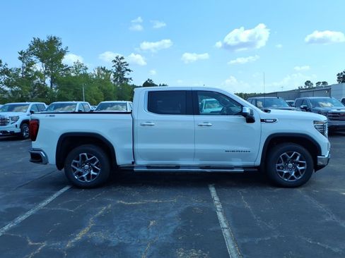 New 2026 GMC Sierra 1500 SLT w/ SLT Premium Plus Package AWD/4WD image 3