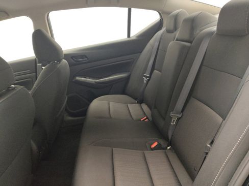 Used 2024 Nissan Altima 2.5 SV image 18