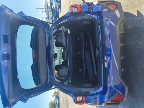 Used 2025 Subaru Crosstrek 2.5i Limited w/ Crosstrek Mirror Package image 9