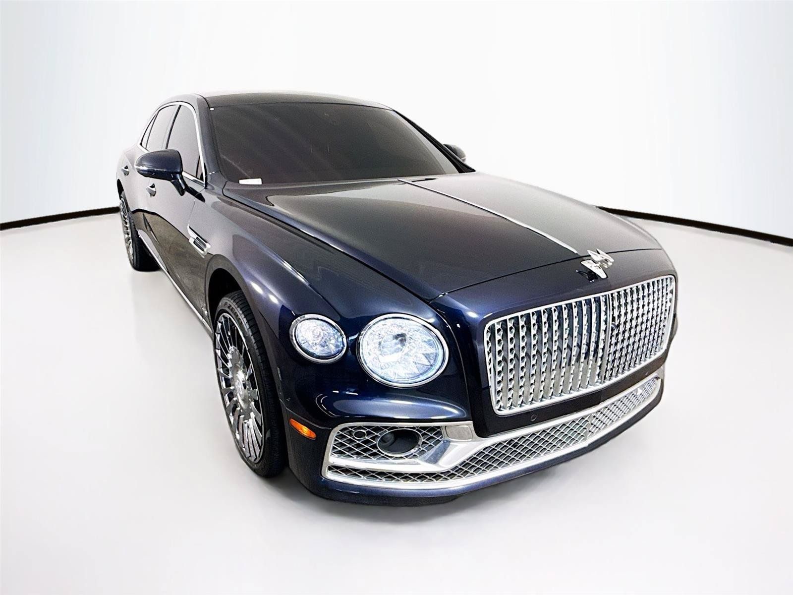 Used 2022 Bentley Flying Spur W12 AWD/4WD image 34