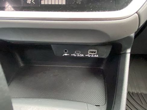 Certified 2024 Subaru Crosstrek 2.0i Premium image 28