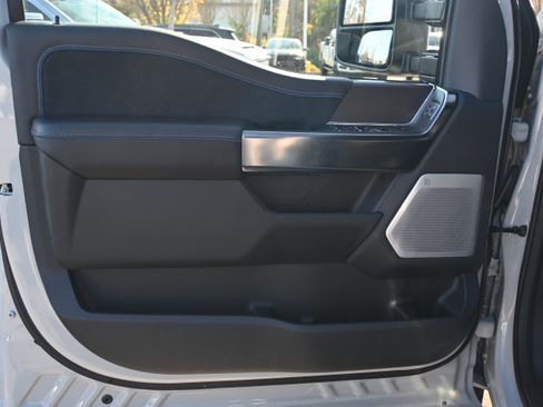 Used 2026 Ford F450 Platinum image 28