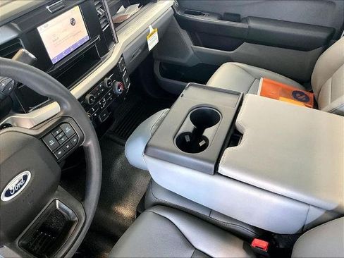 New 2026 Ford F250 XL w/ XL Chrome Package AWD/4WD image 31