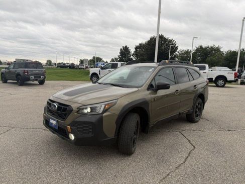 Used 2024 Subaru Outback Wilderness AWD/4WD image 3