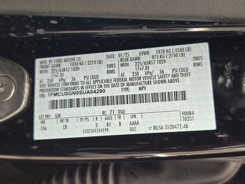 Used 2025 Ford Escape Active FWD image 28