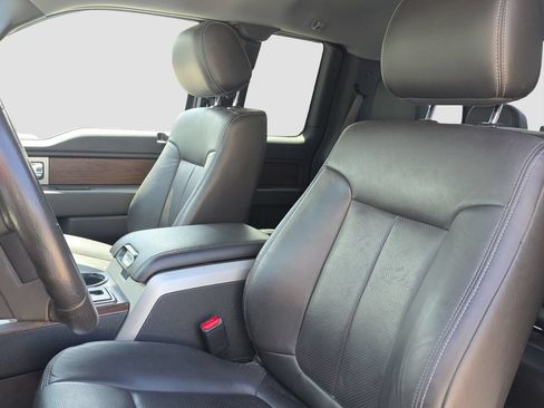 Used 2014 Ford F150 Lariat w/ Lariat Chrome Package AWD/4WD image 7