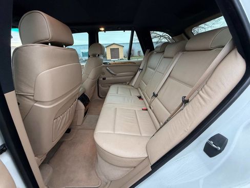 Used 2005 BMW X5 4.4i image 11