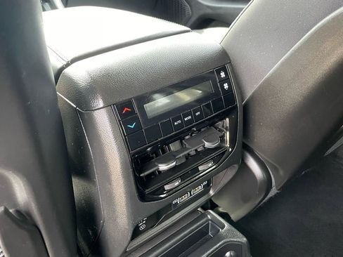 Used 2023 Jeep Grand Cherokee L Laredo w/ Luxury Tech Group I image 24