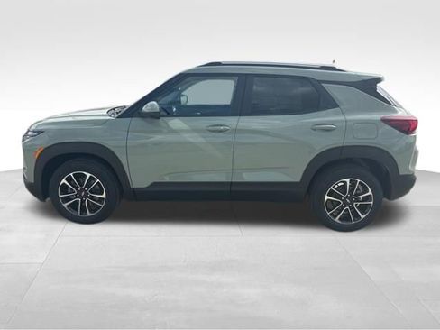 New 2026 Chevrolet TrailBlazer LT w/ LT Cold Weather Package FWD image 6