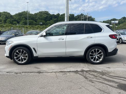 Used 2019 BMW X5 xDrive50i w/ Executive Package AWD/4WD image 4