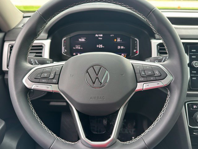 Certified 2023 Volkswagen Atlas SE w/ Panoramic Sunroof Package AWD/4WD image 41