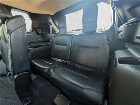 Used 2024 Mitsubishi Outlander SE image 18