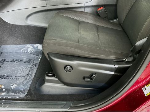 Used 2020 Jeep Grand Cherokee Laredo w/ Security & Convenience Group image 26