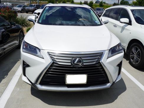 Used 2019 Lexus RX 350 FWD w/ Navigation Package image 2
