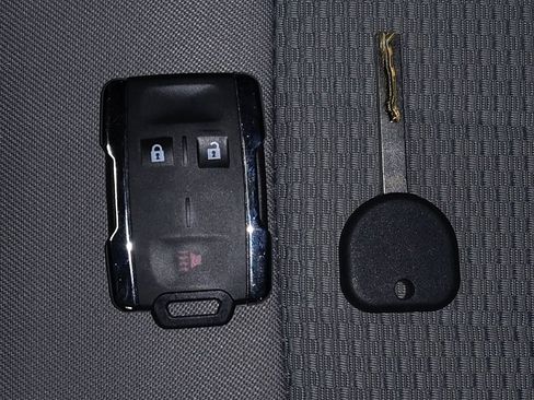 Used 2016 GMC Canyon W/T w/ Convenience Package image 32