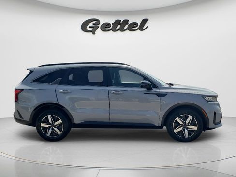 Used 2022 Kia Sorento EX FWD image 7