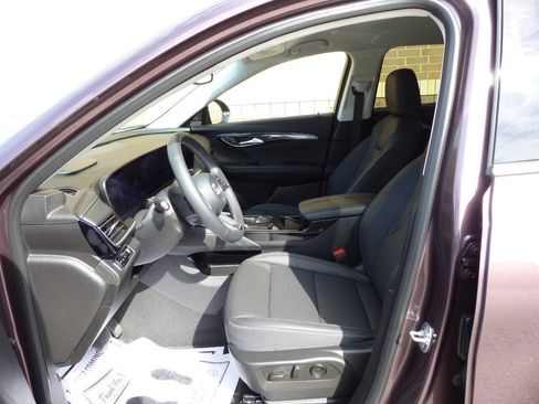 Used 2025 Buick Envision Preferred AWD/4WD image 22