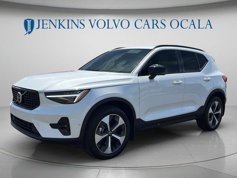 New 2026 Volvo XC40 B5 Plus w/ Protection Package Premier AWD/4WD image 7