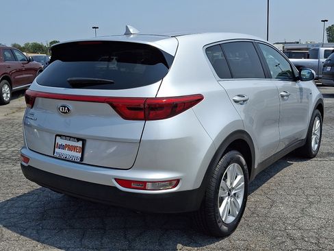 Used 2019 Kia Sportage LX AWD/4WD image 6