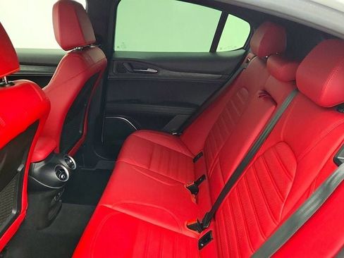 Used 2023 Alfa Romeo Stelvio Sprint image 22