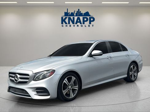 Used 2017 Mercedes-Benz E 300 4MATIC image 1