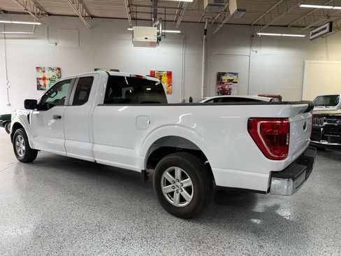 Used 2021 Ford F150 XLT RWD image 3