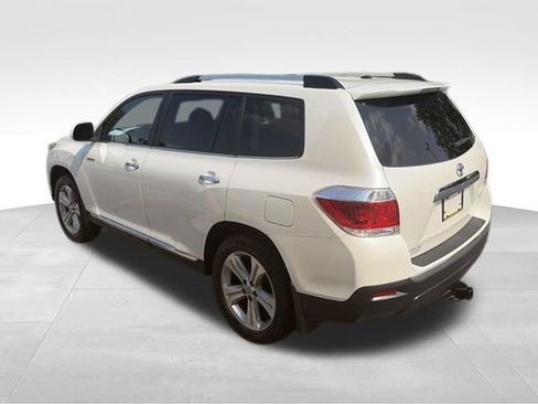 Used 2013 Toyota Highlander Limited AWD/4WD image 43