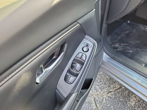 Used 2022 Nissan Sentra SV FWD image 14