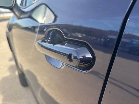 Used 2024 Toyota RAV4 XLE FWD image 10