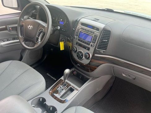 Used 2012 Hyundai Santa Fe GLS image 17