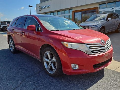 Used 2010 Toyota Venza AWD image 1