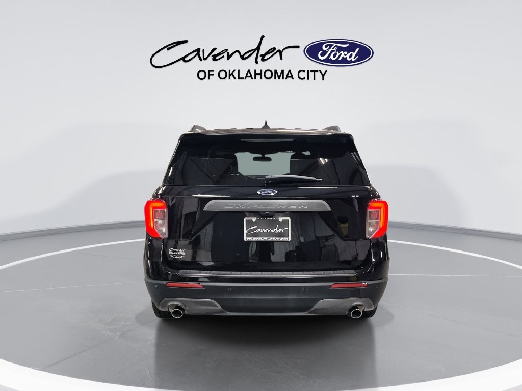 Certified 2023 Ford Explorer XLT w/ Equipment Group 202A RWD image 7
