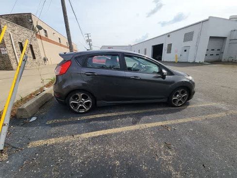 Used 2018 Ford Fiesta ST FWD image 14
