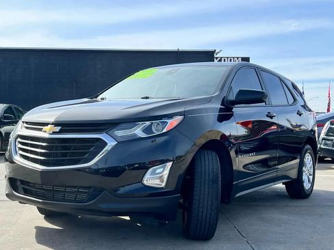 Used 2020 Chevrolet Equinox LS FWD image 3