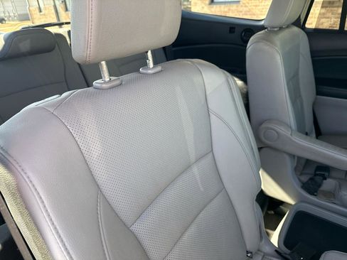 Used 2016 Honda Pilot Elite image 52