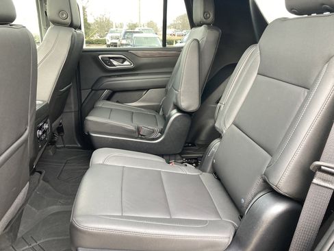 Used 2023 Chevrolet Tahoe LT w/ Luxury Package image 15